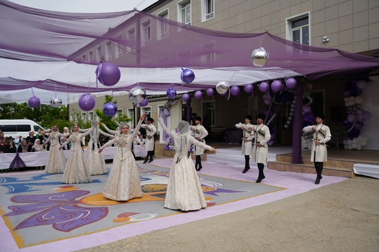 Последний звонок в с. Дылым.